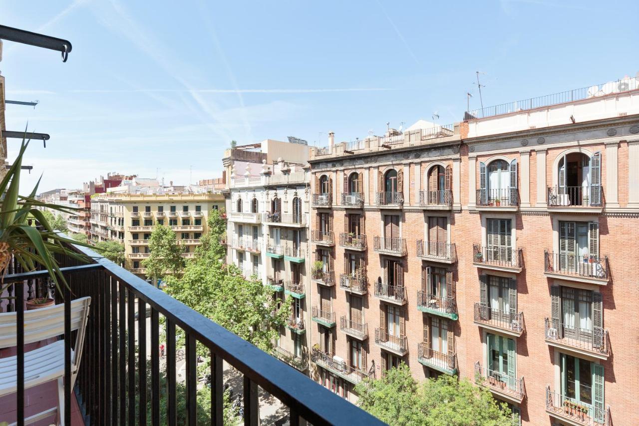 Suites4days Gaudi Eixample Barcelone Extérieur photo